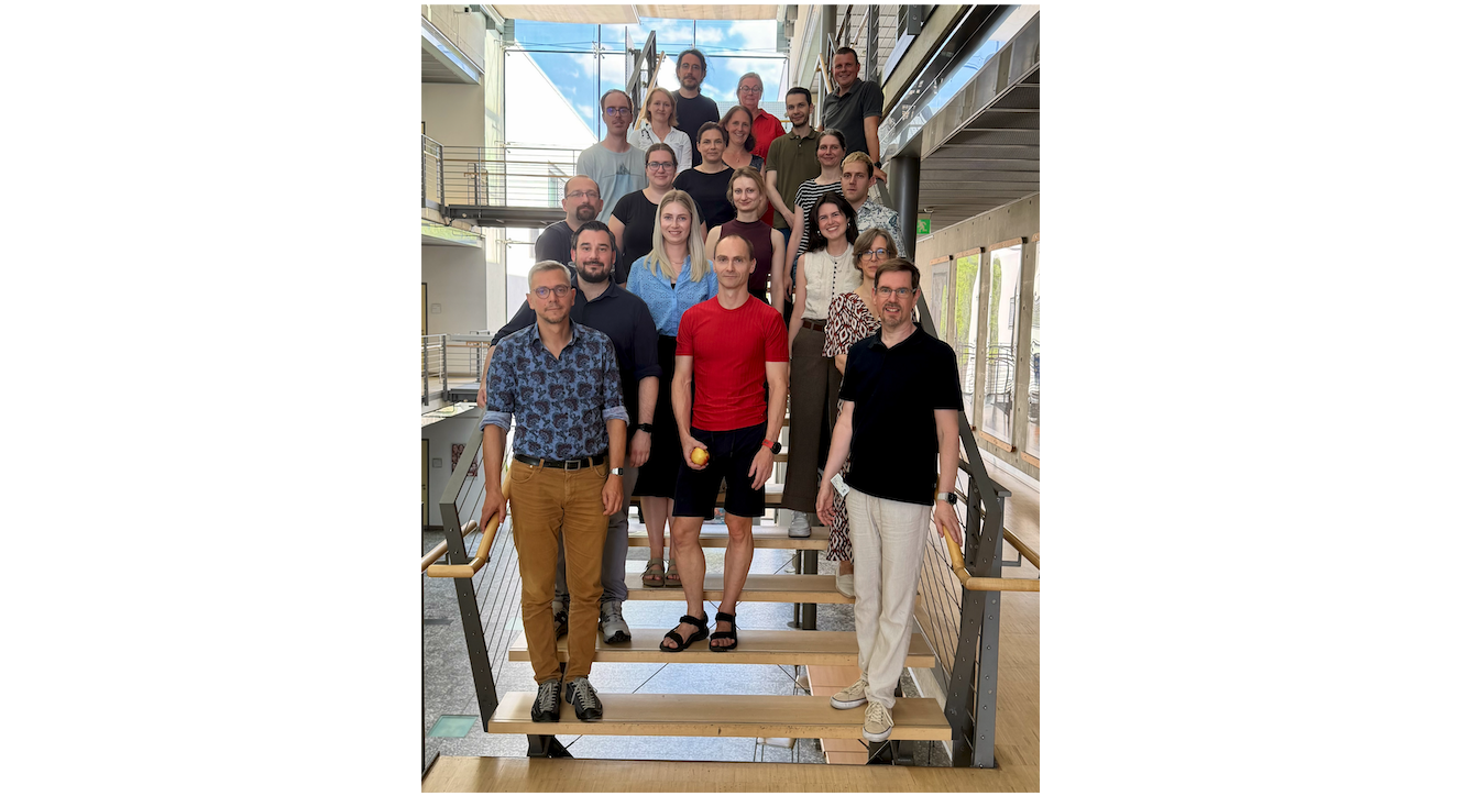 MiHUB-Konsortium tauscht sich bei Präsenztreffen in Dresden zu Forschungsfragen, Architektur und Datenschutz aus